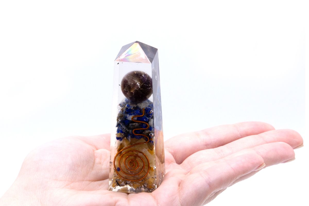 Orgonite Obelisk Power Point Copper, Lapis and Yellow Aventurine - 90x25 mm - Image 2