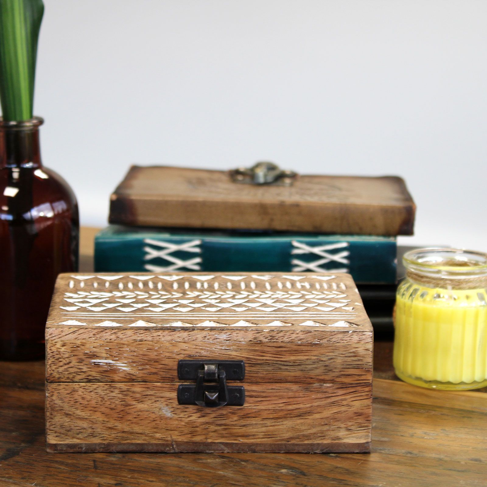 White Washed Wooden Box - 6x4 Slavic Design - Image 4