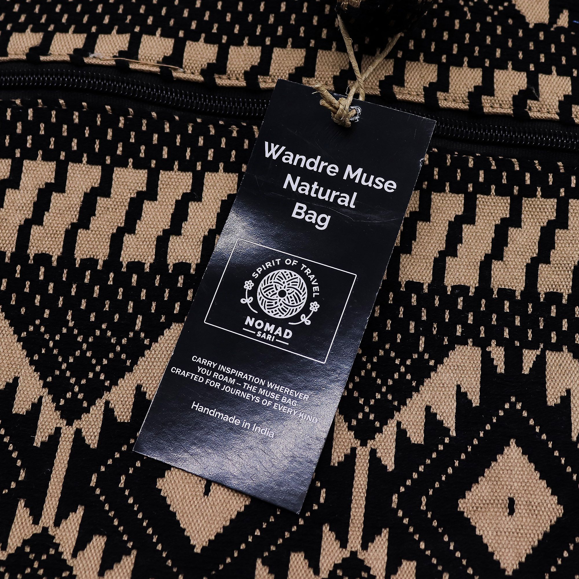 Nomad Sari Jacquard Natural Wander Muse Bag - Image 2