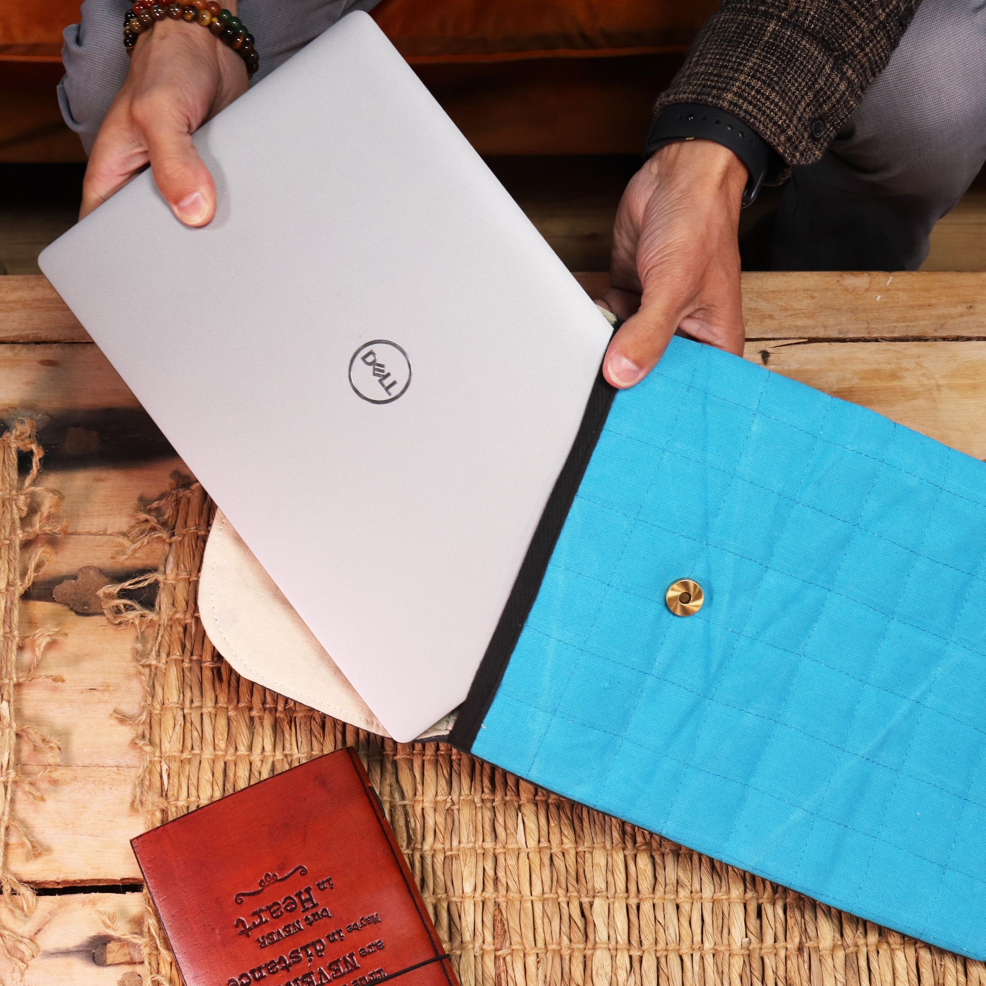 Laptop Padded Sleeve - Yellow 13 inch - Image 8