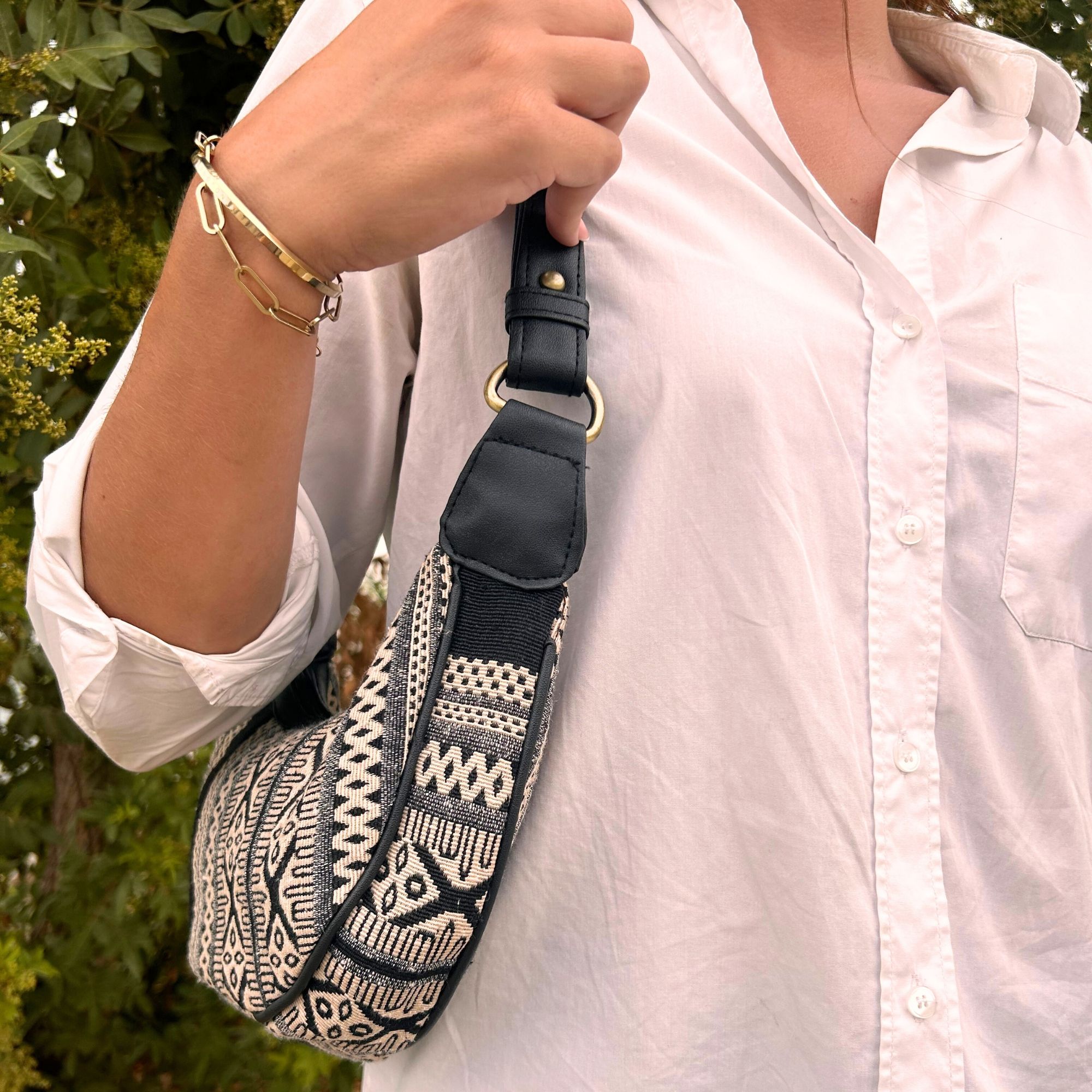 Nepal Jacquard Hobo Bag - Grey Metro with black strap - Image 4